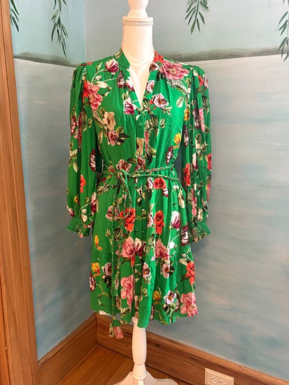NWT Alice + Oliva sz 10 Green Floral Dress Hamptons
